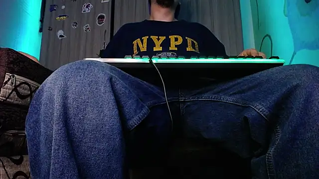 Snapshot of zacwatson_ chatting on 17, 12, 2024 zacwatson  online show from 17, 12, 2024