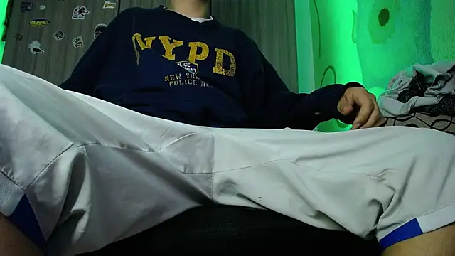 Snapshot of zacwatson_ chatting on 24, 12, 2024 zacwatson  online show from 24, 12, 2024