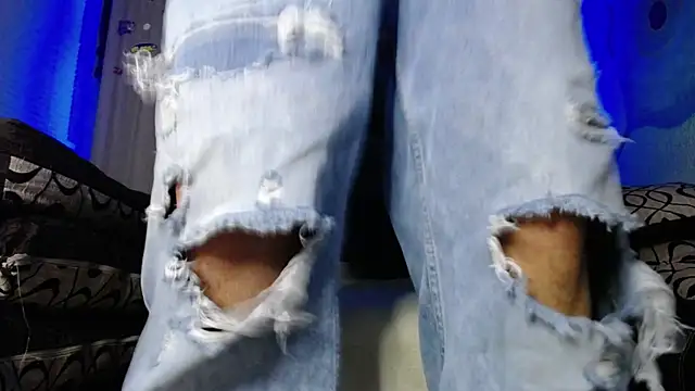 Snapshot of zacwatson_ chatting on 17, 2, 2025 zacwatson  online show from 17, 2, 2025