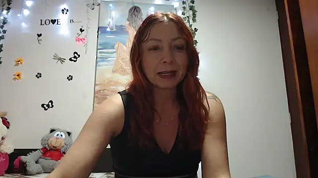 Snapshot of malusexy33 chatting on 21, 3, 2025 malusexy33 online show from 21, 3, 2025