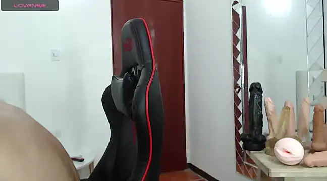 Snapshot of JoseRumbero26 chatting on 5, 3, 2025 JoseRumbero26 online show from 5, 3, 2025