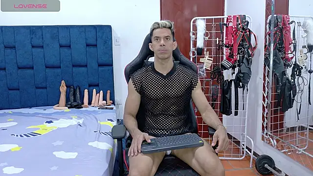 Snapshot of JoseRumbero26 chatting on 5, 11, 2025 JoseRumbero26 online show from 5, 11, 2025