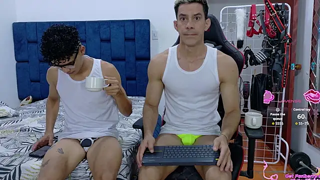 Snapshot of JoseRumbero26 chatting on 25, 11, 2025 JoseRumbero26 online show from 25, 11, 2025