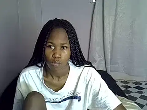 Snapshot of SexxyTerry chatting on 5, 1, 2025 SexxyTerry online show from 5, 1, 2025