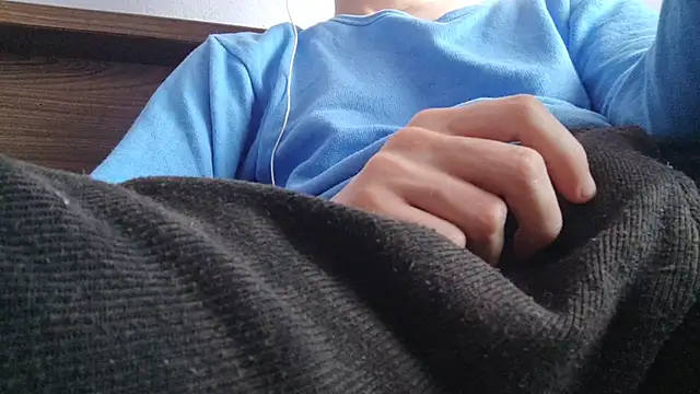  Hocthus  online show from 9, 3, 2025