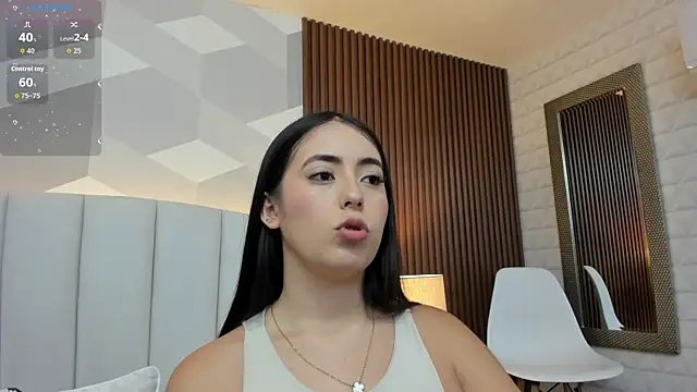 Snapshot of Julietasantos__ chatting on 18, 10, 2025 Julietasantos online show from 18, 10, 2025