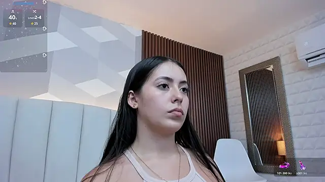 Snapshot of Julietasantos__ chatting on 6, 11, 2025 Julietasantos online show from 6, 11, 2025