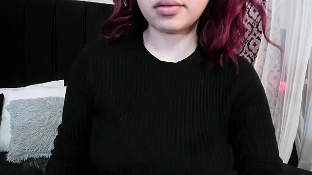 Snapshot of Adeelinee chatting on 24, 9, 2025 Adeelinee online show from 24, 9, 2025