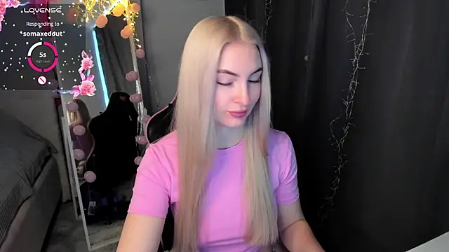 Kimmy powell online show from 17, 4, 2026