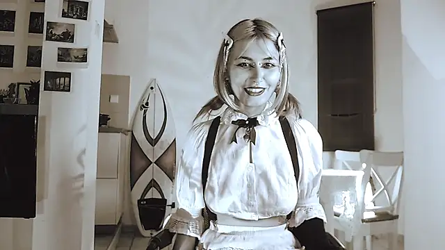 Snapshot of god_x_girl chatting on 14, 11, 2025 god x girl online show from 14, 11, 2025