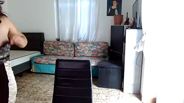 Snapshot of danasantoreal chatting on 19, 6, 2026 danasantoreal online show from 19, 6, 2026