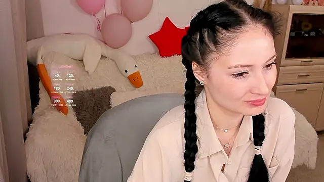 LisaMooore online show from 24, 2, 2026