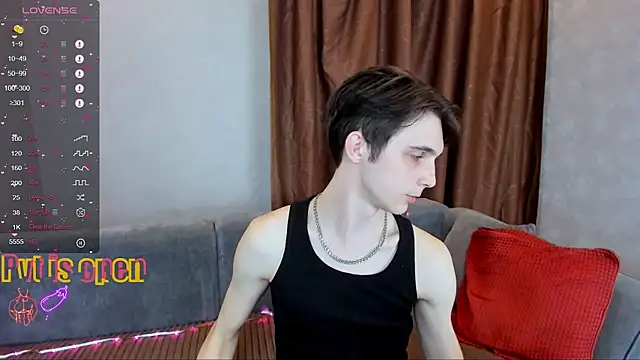 Snapshot of Aaron_Boom chatting on 10, 4, 2026 Aaron Boom online show from 10, 4, 2026