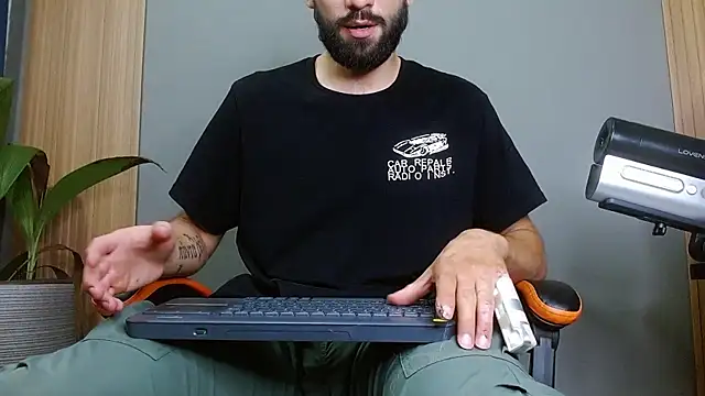 Mr WhiteCock online show from 28, 10, 2025