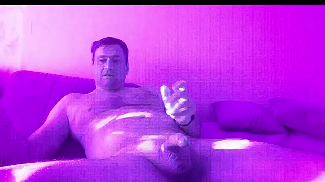 Snapshot of fuguCum chatting on 15, 10, 2025 fuguCum online show from 15, 10, 2025