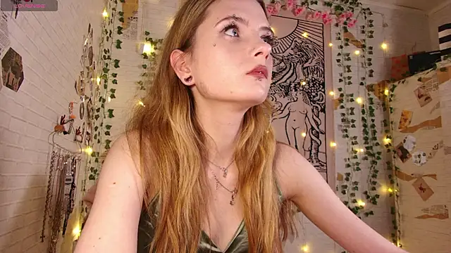 summerhazeee online show from 12, 2, 2026