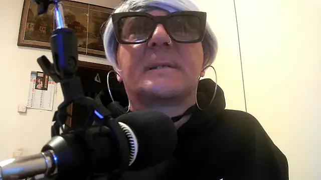 ladonatella online show from 4, 2, 2025