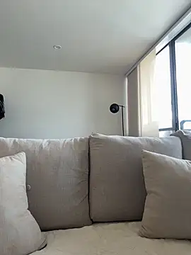 Rae Lil White online show from 13, 3, 2026