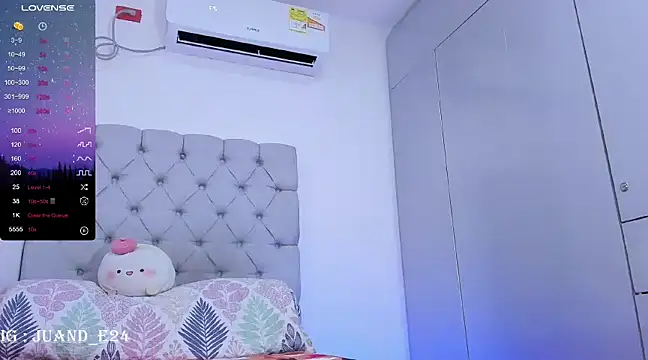 Snapshot of juande_24 chatting on 9, 1, 2025 juande 24 online show from 9, 1, 2025