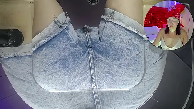 Snapshot of KatteMoss chatting on 4, 2, 2026 KatteMoss online show from 4, 2, 2026