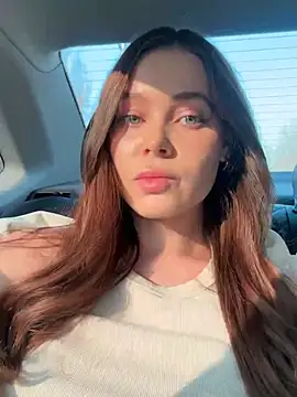 nicole111 online show from 28, 2, 2025