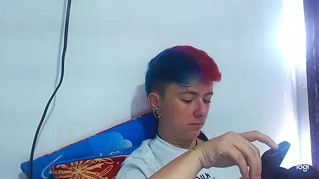 tomboyblue online show from 18, 12, 2024