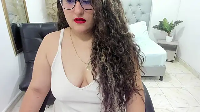 Snapshot of niraksil chatting on 7, 3, 2025 niraksil online show from 7, 3, 2025