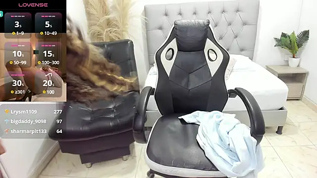 Snapshot of niraksil chatting on 11, 3, 2025 niraksil online show from 11, 3, 2025