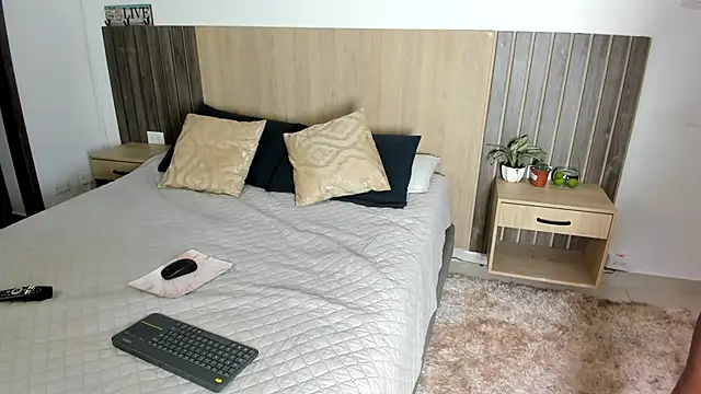 rebeca cortez  online show from 3, 2, 2026