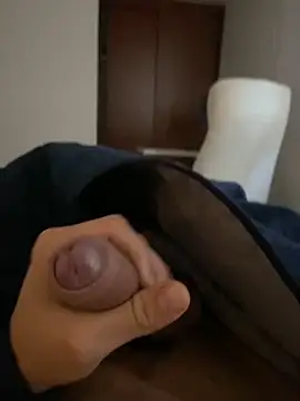 DanielGomez9 online show from 3, 3, 2025