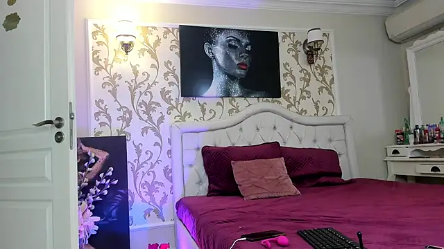 RosaCatalleya online show from 4, 2, 2025