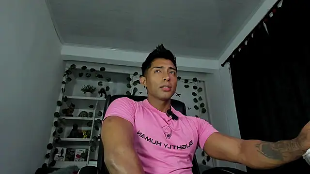 Couple muscle1 online show from 5, 1, 2025