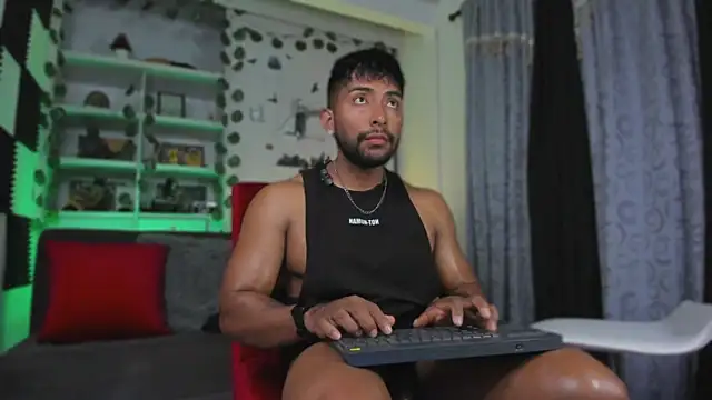 Couple muscle1 online show from 27, 11, 2025