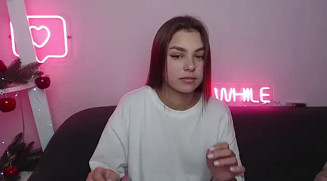 Snapshot of MilanaAngelAs chatting on 17, 12, 2024 MilanaAngelAs online show from 17, 12, 2024
