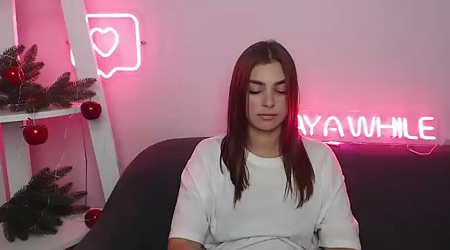 Snapshot of MilanaAngelAs chatting on 26, 12, 2024 MilanaAngelAs online show from 26, 12, 2024