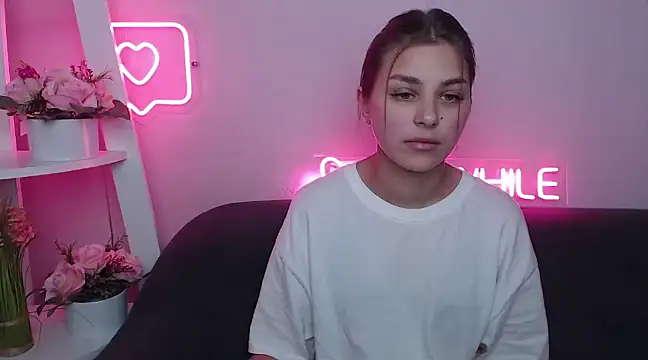 Snapshot of MilanaAngelAs chatting on 13, 1, 2025 MilanaAngelAs online show from 13, 1, 2025