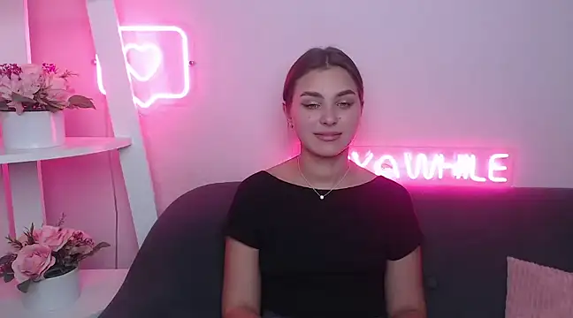 Snapshot of MilanaAngelAs chatting on 31, 1, 2025 MilanaAngelAs online show from 31, 1, 2025
