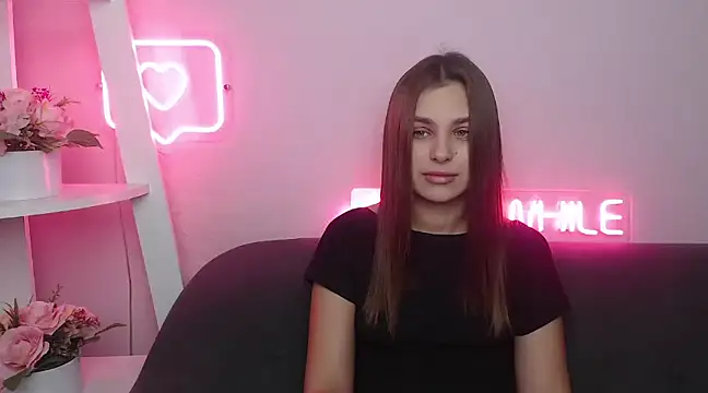 Snapshot of MilanaAngelAs chatting on 2, 2, 2025 MilanaAngelAs online show from 2, 2, 2025