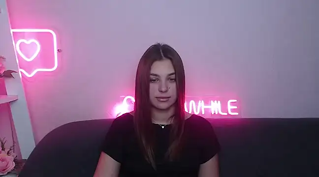Snapshot of MilanaAngelAs chatting on 10, 2, 2025 MilanaAngelAs online show from 10, 2, 2025