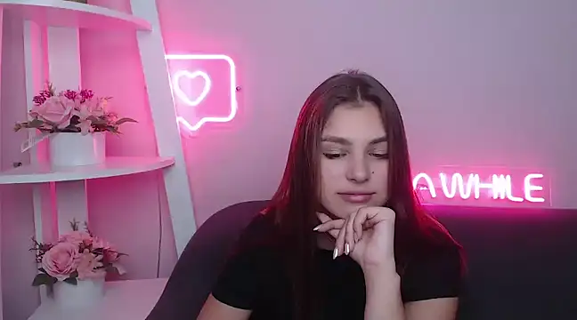 Snapshot of MilanaAngelAs chatting on 17, 2, 2025 MilanaAngelAs online show from 17, 2, 2025