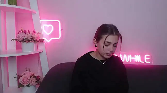 Snapshot of MilanaAngelAs chatting on 22, 2, 2025 MilanaAngelAs online show from 22, 2, 2025
