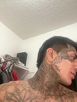 Snapshot of Papinine6 chatting on 21, 10, 2025 Papinine6 online show from 21, 10, 2025