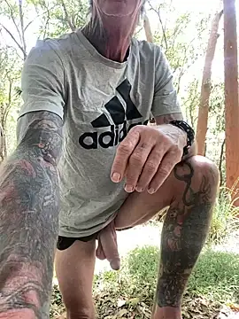 hhhorniee online show from 11, 2, 2025