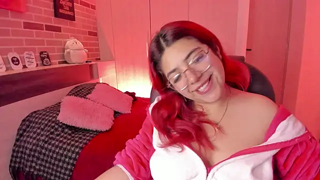 Rousse Collinss online show from 22, 12, 2025