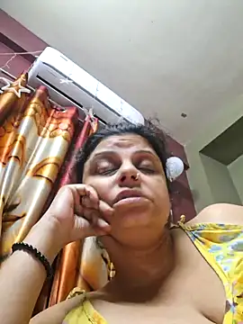 Snapshot of Maaya66 chatting on 4, 1, 2025 Maaya66 online show from 4, 1, 2025