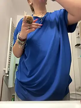 Snapshot of AllysonK chatting on 18, 2, 2026 AllysonK online show from 18, 2, 2026