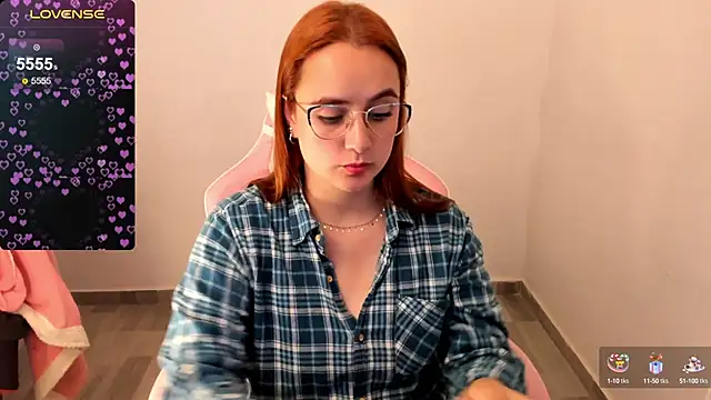 Snapshot of maryluna95 chatting on 28, 12, 2024 maryluna95 online show from 28, 12, 2024
