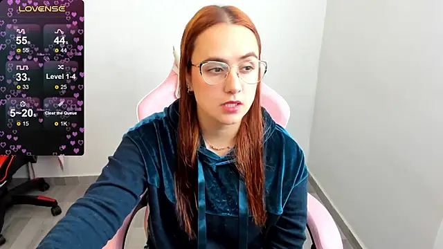 Snapshot of maryluna95 chatting on 6, 1, 2025 maryluna95 online show from 6, 1, 2025