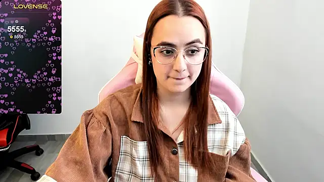 Snapshot of maryluna95 chatting on 23, 1, 2025 maryluna95 online show from 23, 1, 2025