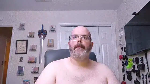 Snapshot of JackOffersin chatting on 13, 5, 2026 JackOffersin online show from 13, 5, 2026
